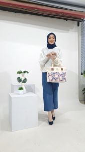 Tas Perempuan Souvenir Seminar Gift Pernikahan Bahan Kanvas Sueding Corduroy Tebal Lembut Bisa Custom Sablon