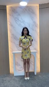 daidai (Ready Stock) Retro Sleeveless Improved Version Halter CNY Cheongsam Split Dress 复古挂脖无袖修身汉服改良版旗袍连衣裙子性感短裙潮