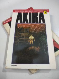 Komik Akira Katsuhiro Otomo