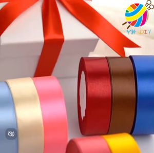 ริบบิ้นผ้าซาติน หน้ากว้าง 2.5CMริบบิ้นผ้าโพลีเอสเตอร์ ริบบิ้นผ้า ตกแต่งสายรัดของขวัญคริสต์มาส