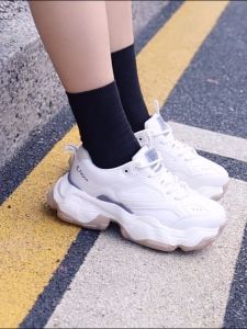 รองเท้าผ้าใบผู้หญิง รองเท้าผ้าใบส้นหนา 5cm ไซส์ 35-44 มี 4 สี รองเท้าเท่ๆ(ลำลองนุ่มระบายอากาศ)รองเท้าผู้หญิงกําลังฮิต2025