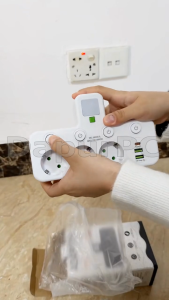 Stop Kontak Power Strip Independent Switch Dengan USB Charger Type A & C 10A 2500W