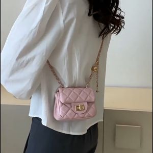 Deere Jack 🌺【Miễn Phí Vận Chuyển】🌺ví cầm tay nữ túi đựng điện thoại nữ túi xví da cao cấp túi đeo chéo miniba lo nữ đẹptui xach nữ mẫu mới  Túi khoác vai dành cho nữ Tranh thêu kim cương túi mới kết cấu chuỗi Chéo Túi Đeo người túi vuông nhỏ đơn giả