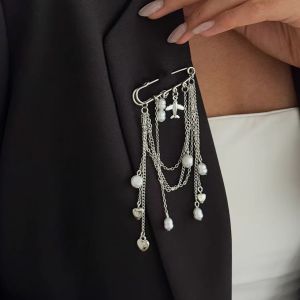 Salircon Creative Elegant Imitation Pearl Metal Tassel Pendant Brooch for Women Versatile Creative Suit Shirt Pin Jewelry Gifts