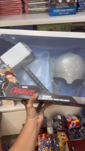 Mô Hình Marvel Role Play Thor’s Mask and Hammer Set – ZD Toys ZC18