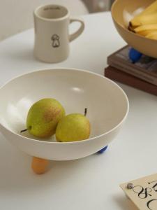 Creative High Footed Fruit Tray Dessert Candy Basket for Living Room Macaron Color Cream Style PP Material Versatile Use