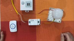 Công Tắc Không Dây Nút Bấm Cầm Tay Dán Tường Tiện Lợi 433mhz