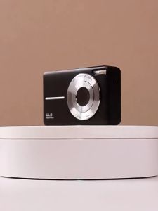 Digital Camera for Kids Teens Boys Girls Student 1080P Kids Camera with 32GB SD Card 2.4 Inch Kids Digital Camera with 16X Digital Zoom Video Camera Photography 2in1 Compact Mini Camera (Black)