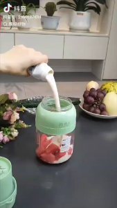 K7064 大容量榨汁杯 large capacity juicing cup