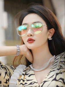 HELEN KELLER | Salty Cute Transparent Light Green Fashion Womens Aviator Sunglasses