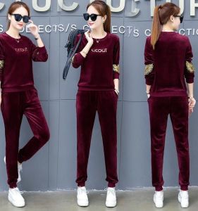 Fashionable Oversized Velvet Two-Piece Set Womens Spring Autumn Long Sleeve Casual Sportswear Set Comfortable round Neck Polyester Fiber