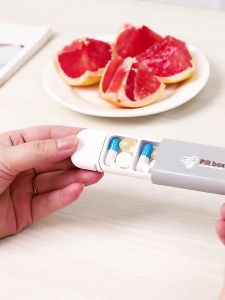3 Grid Pill Box Tempat Obat Vitamin Medicine Portable Mini Tablet Dispenser