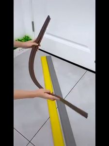 ยางขอบประตูล่าง ช่องว่างด้านล่างประตู กับแมลง กับกันแมลง กับกันฝุ่น กับกันลม กาวหลังห้องน้ำกันน้ำ แถบกาวในตัว