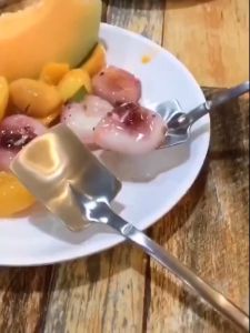 Thickening Stainless Steel Shovel Spoon Creative Watermelon Spoon Shovel Coffee Spoon Teaspoon Ice Cream Dessert Scoops Kitchen Restaurant Tableware Cutlery Set Multifunctional Food Fruit Dinner Spoon