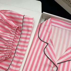 Vs Satin Short Pajamas Set / Stelan Piyama Wanita Lengan Pendek Celana Pendek / Baju Tidur Wanita Model Kekinian