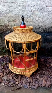 Sangkar burung perkutut caping rotan finishing walnut gloss sangkar motif rajut alami