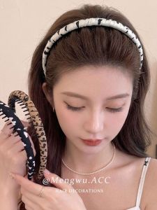 MENGWU | High Forehead Enhancing Korean Polka Dot With Teeth Hair Hoop