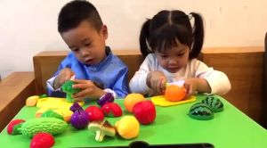 Đồ chơi rau củ quả trái cây cắt tách được có miếng dính đầy đủ chi tiết đồ chơi nấu ăn cho bé gái bộ đồ chơi nhà bếp thông minh mô hình hoa quả phát triển kỹ năng cơ bản cho bé