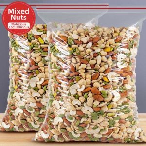 Nutritious & Healthy Mix Nuts For Snacking