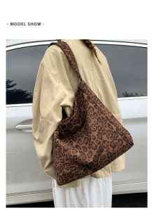 Ben Sherman Large Capacity Camouflage Shoulder Bag Fashionable Versatile Casual Commuter Backpack Simple Retro Single Shoulder Bag