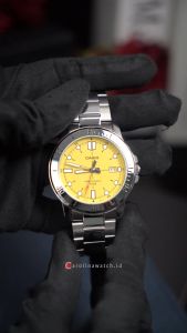 Jam Tangan Pria Casio Sporty MTP-VD01D-9E Yellow Dial Silver Stainless Steel Band