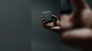 Card Holder Magnetic Spigen Valentinus MagFit Magsafe Leather Wallet Dompet Kartu Kulit