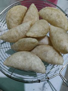 cemilan cireng isi homemade gurih bersertifikat halal