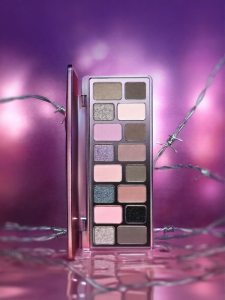 Cheeryep | 16-Colour Smoky Eyeshadow Palette