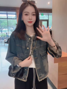 New Chinese Style Retro Denim Jacket Womens Spring Autumn Popular Short Jacket Top Original Design Slim Fit round Neck