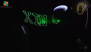 Đèn Laser Bay Phòng RGB 700 Chiếu Hình 3D - Đèn Bay Phòng Bar Karaoke Cao Cấp