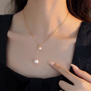 สร้อยคอไข่มุกไททาเนียมไม่ซีดจาง จี้ห้อยแบบตัวล็อคได้ ดีไซน์ฝรั่งเศส ดีไซน์เล็ก ดีไซน์เฉพาะตัว สร้อยคอแบบปรับได้ สร้อยคอแบบไฮเอนด์