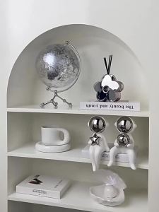 Astronaut Decorative Figurine