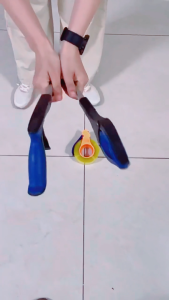 Foldable Grabber Hand Cleaning Tool Litter Reachers Pickers Extendable With 360° Swivel Clip Pick Up Tool