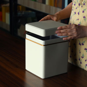 ขนาดใหญ่ความจุชาใบกระป๋องเหล็กใบชากล่องเก็บชาสีขาวของขวัญกล่องจาก Jingdezhen City สีบริสุทธิ์สไตล์จีน