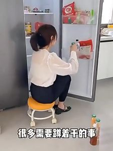 Kursi Anak Putar 360° Kursi Anak Dengan Roda Kursi Makan Putar Minimalis Kursi Anak Ergonomis/Kursi Viral Empuk LEMARISERBAGUNA168