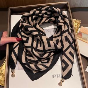 Magnetic Triangle Neck Warmer Scarf Womens Cotton Linen Silk Scarf Autumn Winter New Style Fashionable Neck Square Scarf Balaclava