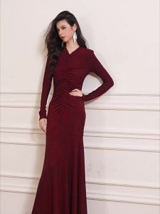 French Style Red Rose V-Neck Slimming Dress Sparkle Luxury Banquet Gown
