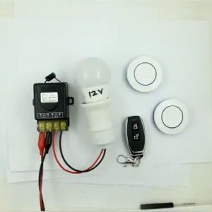 สวิตช์รีโมตควบคุมปั๊มน้ํา 433MHz 220V น้ำปั๊มรีโมทคอนโทรลสวิตช์ 1Ch 30A ตัวรับสัญญาณโมดูลเปิด/ปิดเครื่องส่งสัญญาณ RF ไร้สายสำหรับไฟ LED ร้านกรุงเทพ