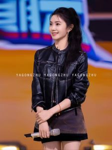 Black Short Leather Jacket Womens Design Sense High-End Motorcycle Jacket YAGONGZHU Duck Princess Brand Youth Fashion