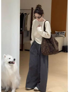 YUEZHONGWEI | White Asymmetrical Off-Shoulder Long Sleeve Knitwear