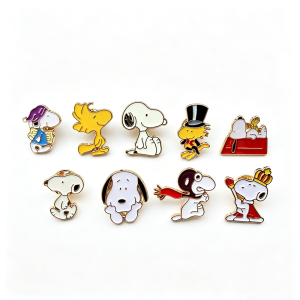 Bandai | 9 Chiếc Snoopy & Woodstock Bộ Trâm Cài Cổ Điển Nhân Vật Hoạt Hình Chân Dung Sưu Tập Phụ Kiện Kim Loại Dành Cho Người Hâm Mộ Trẻ Em Ba Lô