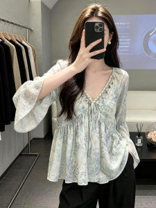 SHUAIYUE | áo nữ Áo Blouse Ôm Dáng Pháp Cổ V Tay Loe Có Đai