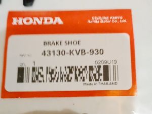 BRAKE SHOE BRAKE PAD SET HONDA BEAT FI V1/V2 CLICK Ver1 GENUINE PARTS THAILAND