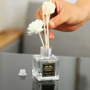 Aromatherapy Essential Oil Home Fragrance Bedroom Bathroom Toilet Long-lasting Deodorant Diffuser