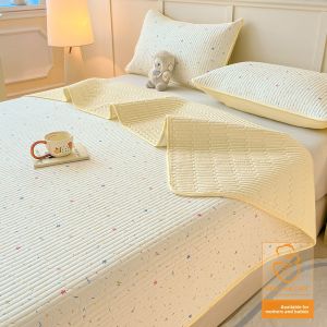 KAMONI | Double Layered Gauze Quilted Bed Cover