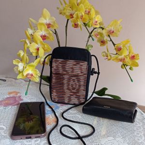 Tas Selempang Kain Tenun Mini Pouch Hp Tenun
