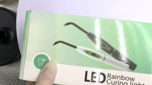 Dental LED Curing Light 5W Wireless Resin Cure Light 200-2000mw/cm² LED Curing Light 5s/3mm Rechargeable Dentistry Lamp