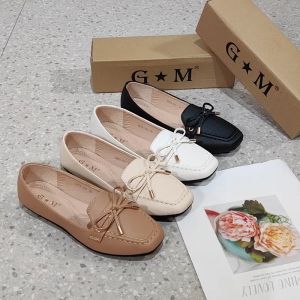 Casual Fashion: Square Toe Flat Leather Doll Shoes Loafers for Women