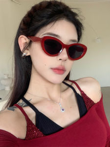 แว่นกันแดดทรงหัวแมวสีแดงสไตล์เกาหลีสำหรับผู้หญิง ทรงเรโทร ขนาดใหญ่ เหมาะกับใบหน้ากลมและยาว สไตล์เกาหลี