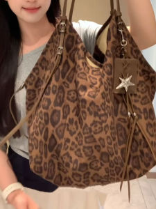 Laid-back Style Large Capacity Fashionable Leopard Print Womens Shoulder Tote Bag Casual Simplicity Trend Retro New 2025